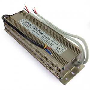 Transformateur 12 volts - 100 watts étanche IP67